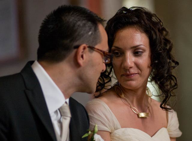 foto collana artigianale Glenda e Marco il giorno delle nozze.