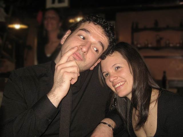 foto lei non utilizza anelli