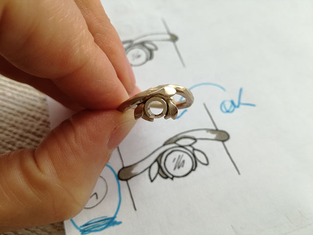 foto anello ispirato alla natura