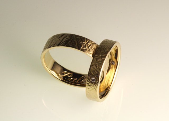 foto non mi piace la classica fede liscia