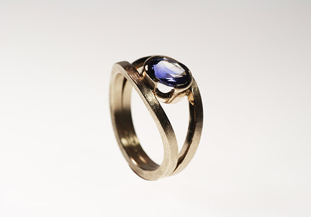 foto cerca l'anello ideale