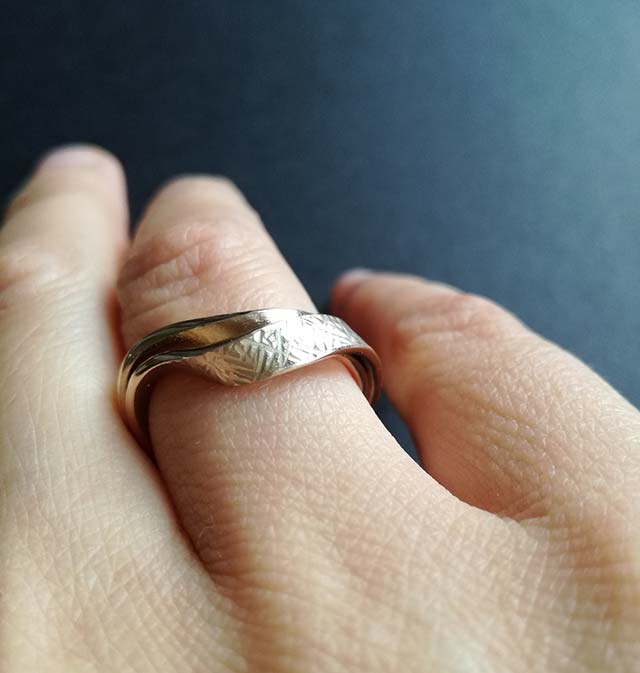 foto anello di fidanzamento senza pietra