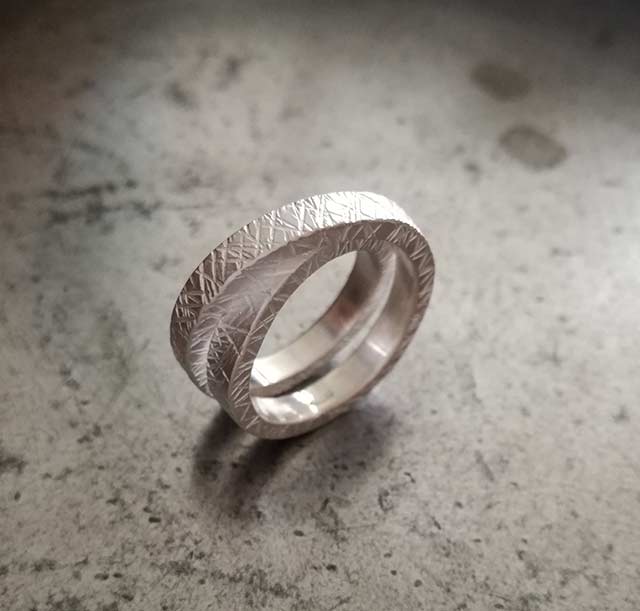 foto anello oro personalizzato