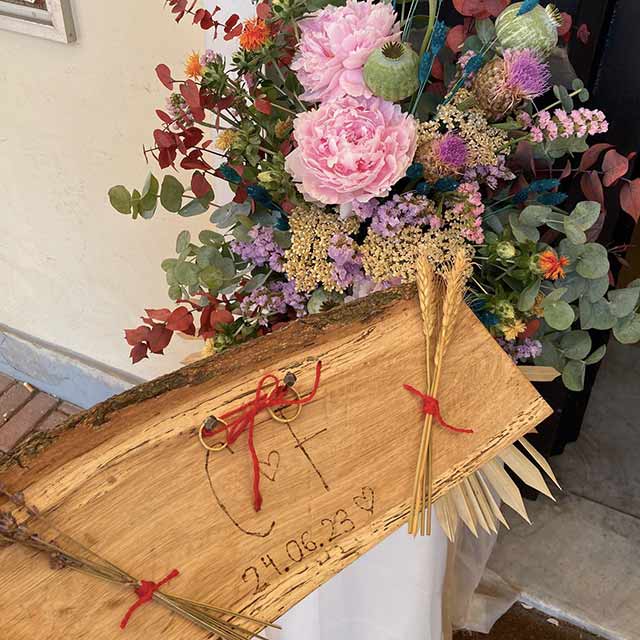 foto porta fedi corteccia